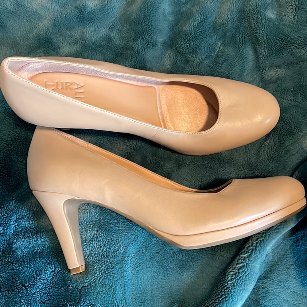 Naturalizer Nude Heels